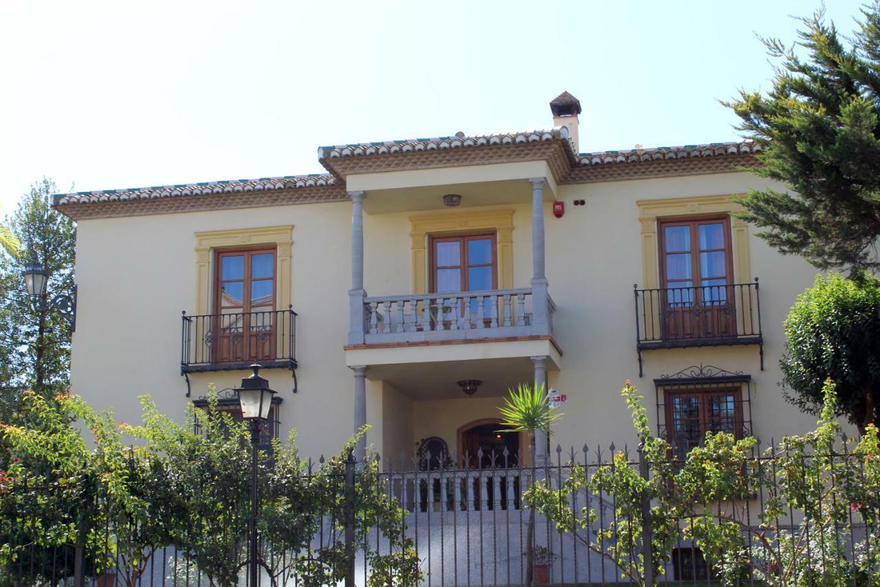 Hotel Boutique La Zubia Bagian luar foto